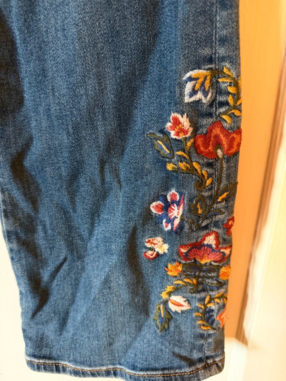 Driftwood Dark Blue Embroidered Floral Appliqué Jeans Denim Bootcut Flare - Picture 6 of 14